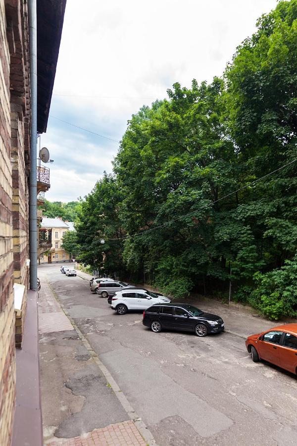 Gallery Art Apartment Lviv Eksteriør bilde